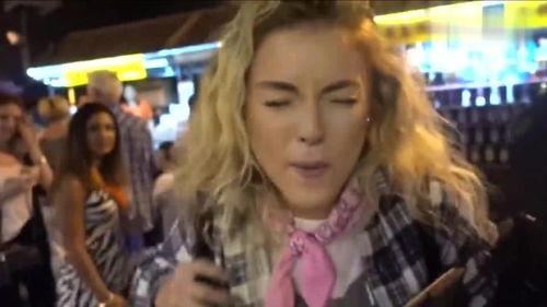 女生网红吃瓜视频下载,揭秘娱乐圈幕后真相 第3张 女生网红吃瓜视频下载,揭秘娱乐圈幕后真相 第3张